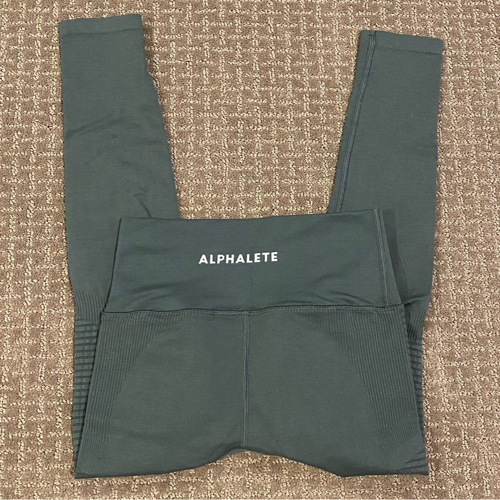 Alphalete halo leggings